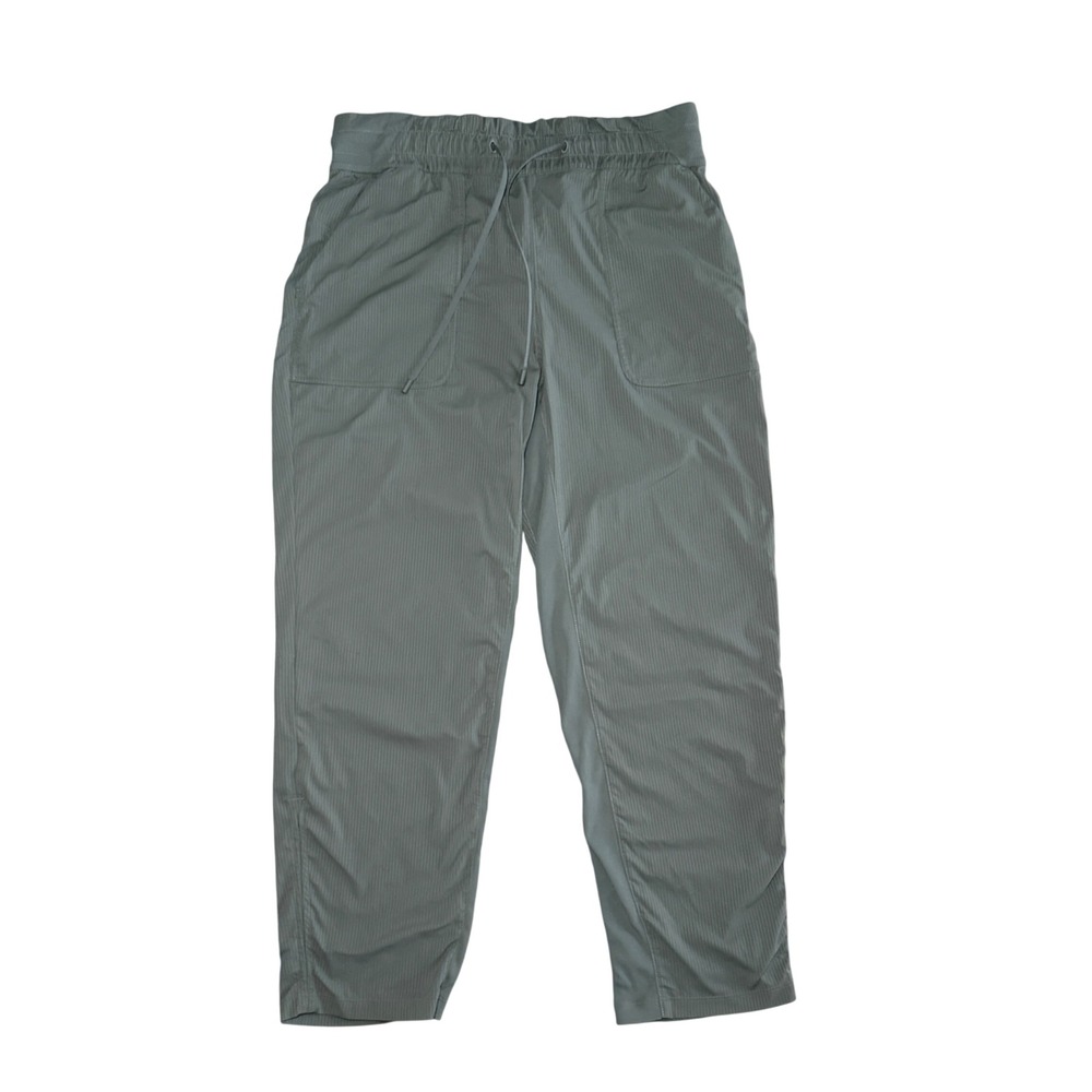 Lululemon Dance Studio Crop Pants Sage Green Pinstripe Size 8 Joggers W6BJBS